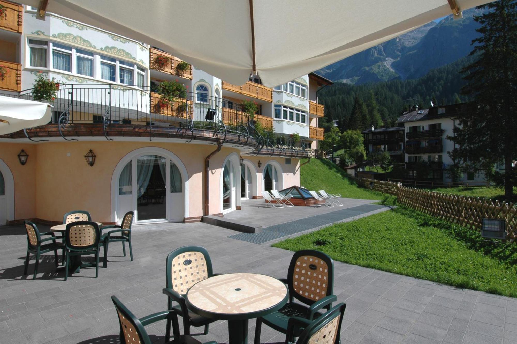 Residence Pez Gajard San Martino Di Castrozza Esterno foto
