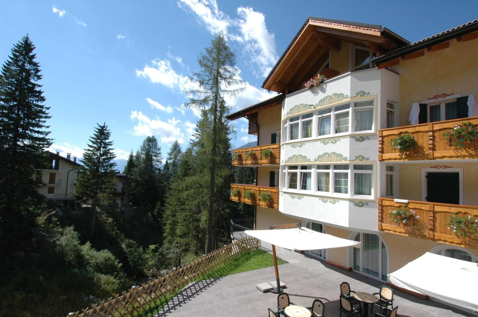 Residence Pez Gajard San Martino Di Castrozza Esterno foto
