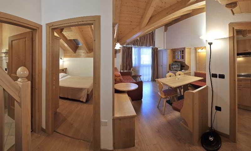 Residence Pez Gajard San Martino Di Castrozza Esterno foto
