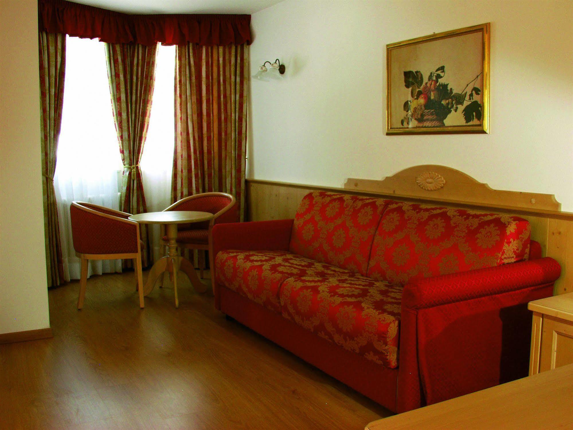 Residence Pez Gajard San Martino Di Castrozza Esterno foto