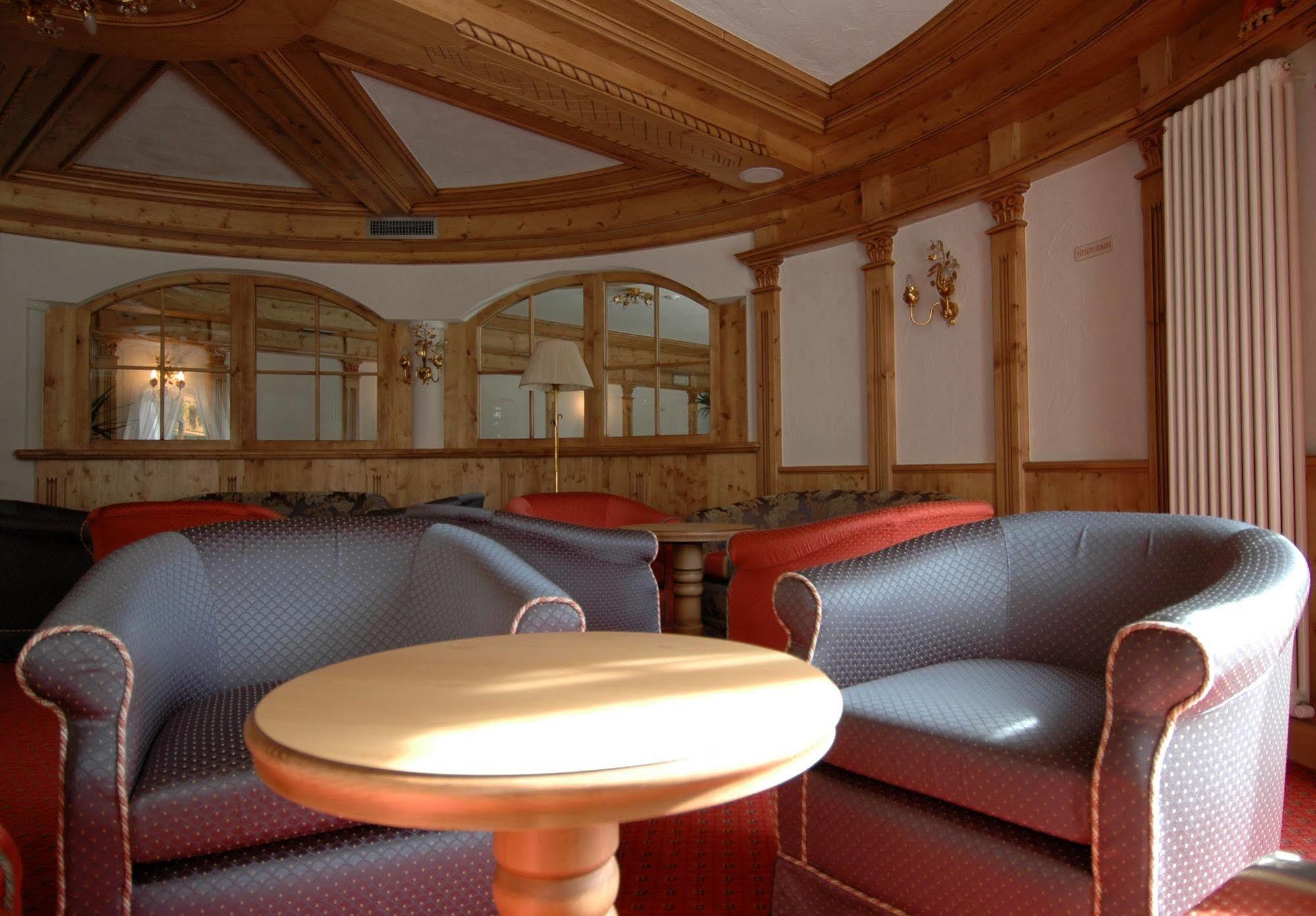 Residence Pez Gajard San Martino Di Castrozza Esterno foto