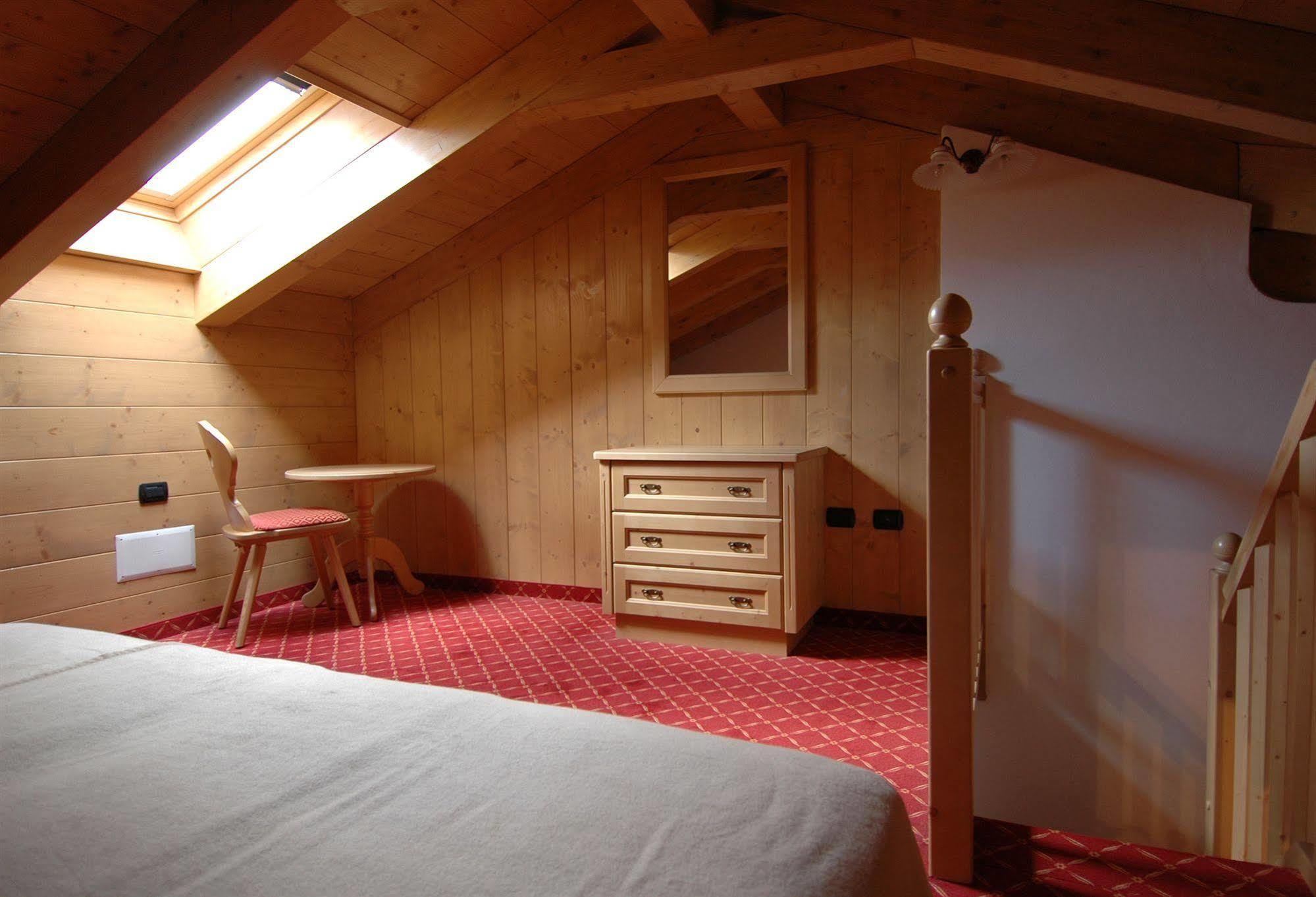 Residence Pez Gajard San Martino Di Castrozza Esterno foto