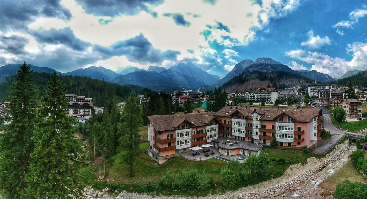 Residence Pez Gajard San Martino Di Castrozza Esterno foto